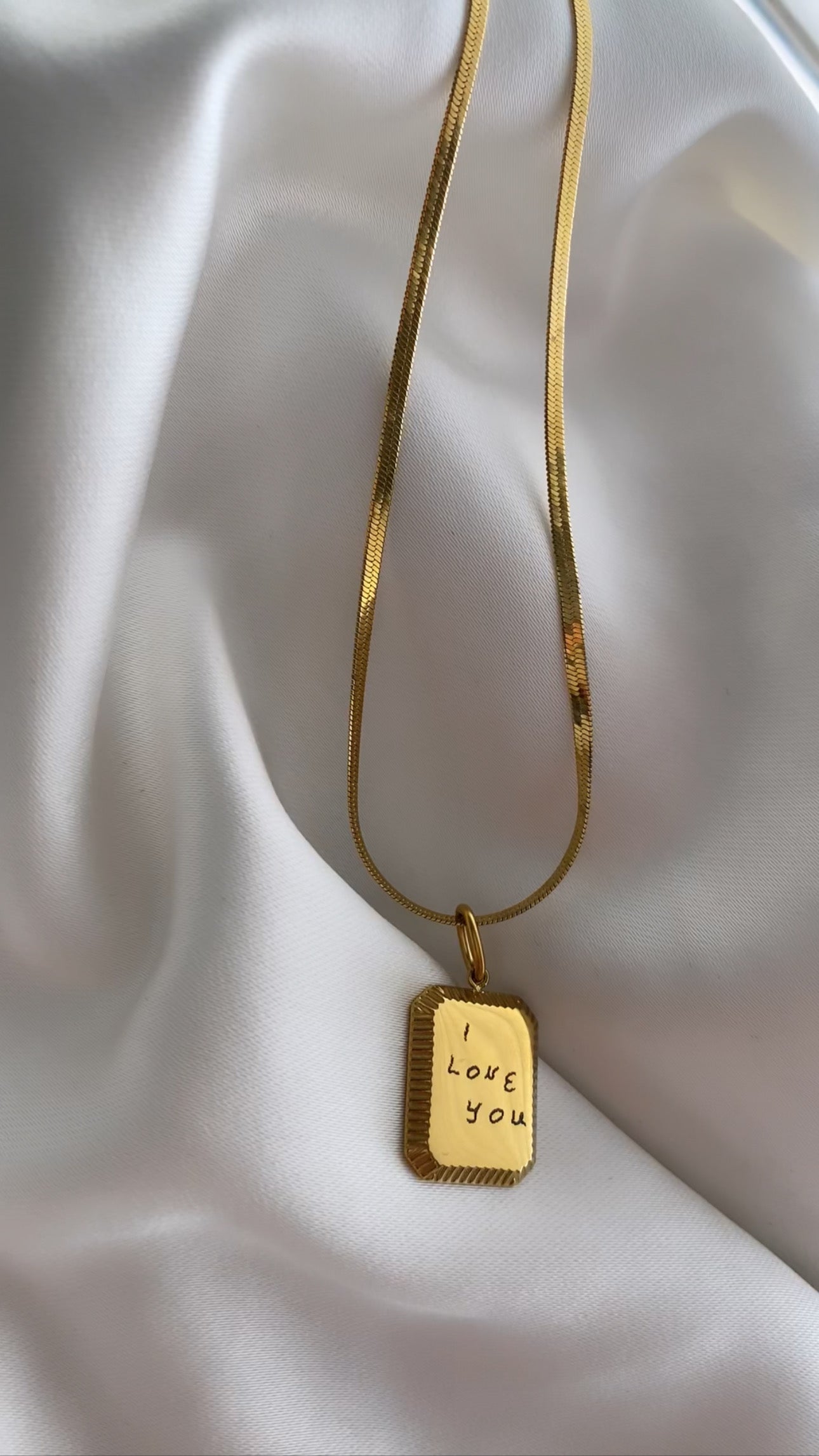The Handwritten Necklace