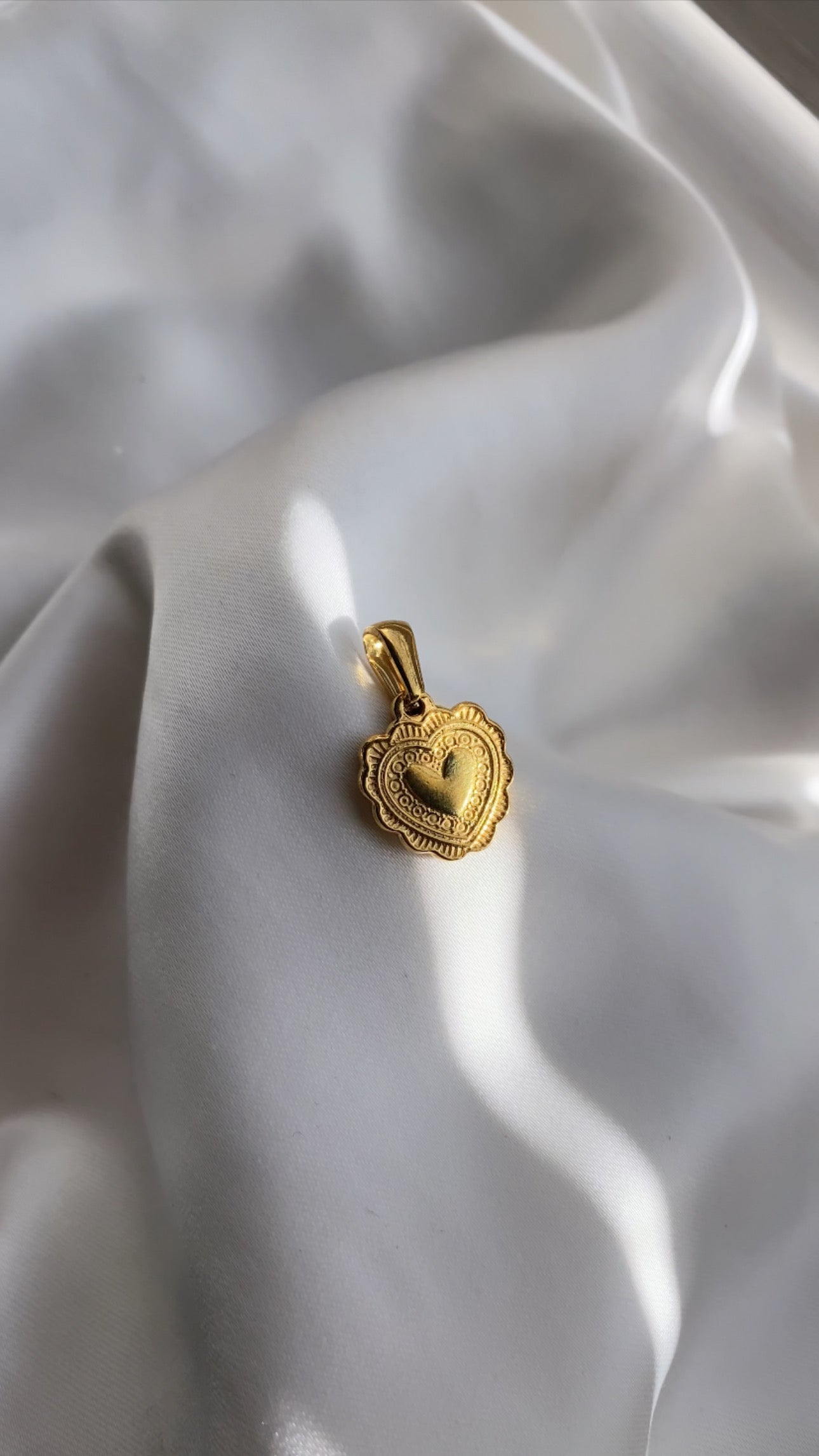 The Vintage Heart Charm