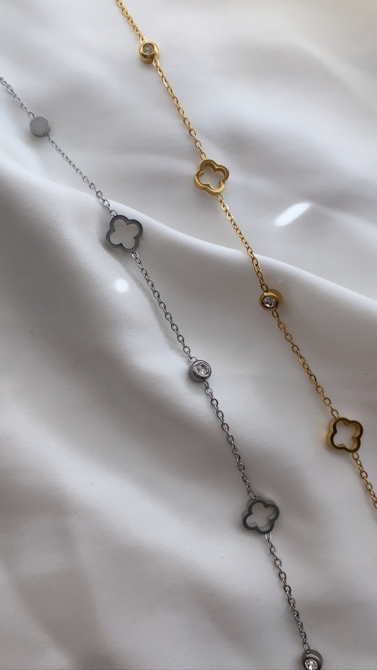 The Clover Necklace